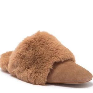 NWT - Stewart WEITZMAN Edie Chill Faux Fur Trimmed Mule in Camel Size: 7